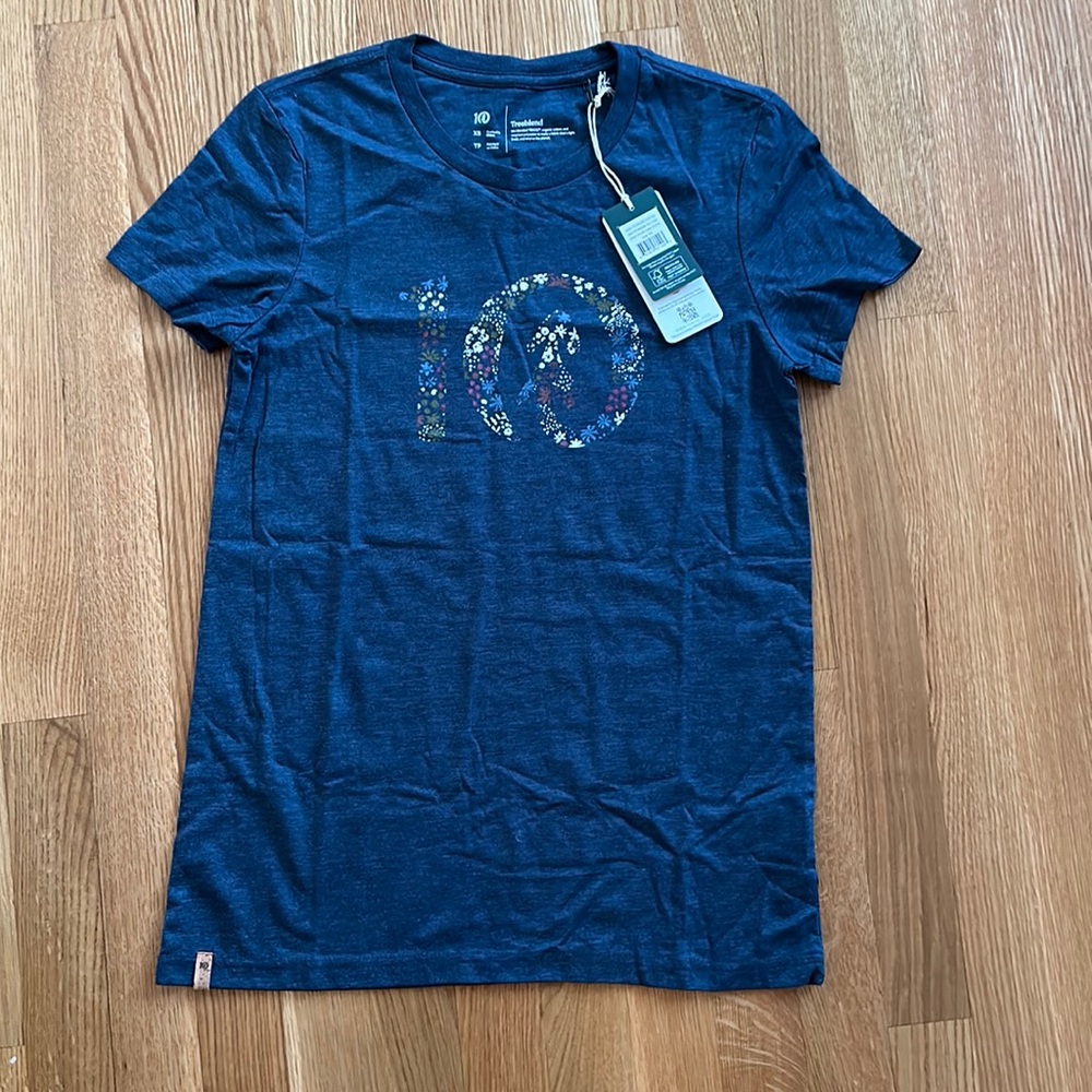 NWT Tentree very soft wildfields tee